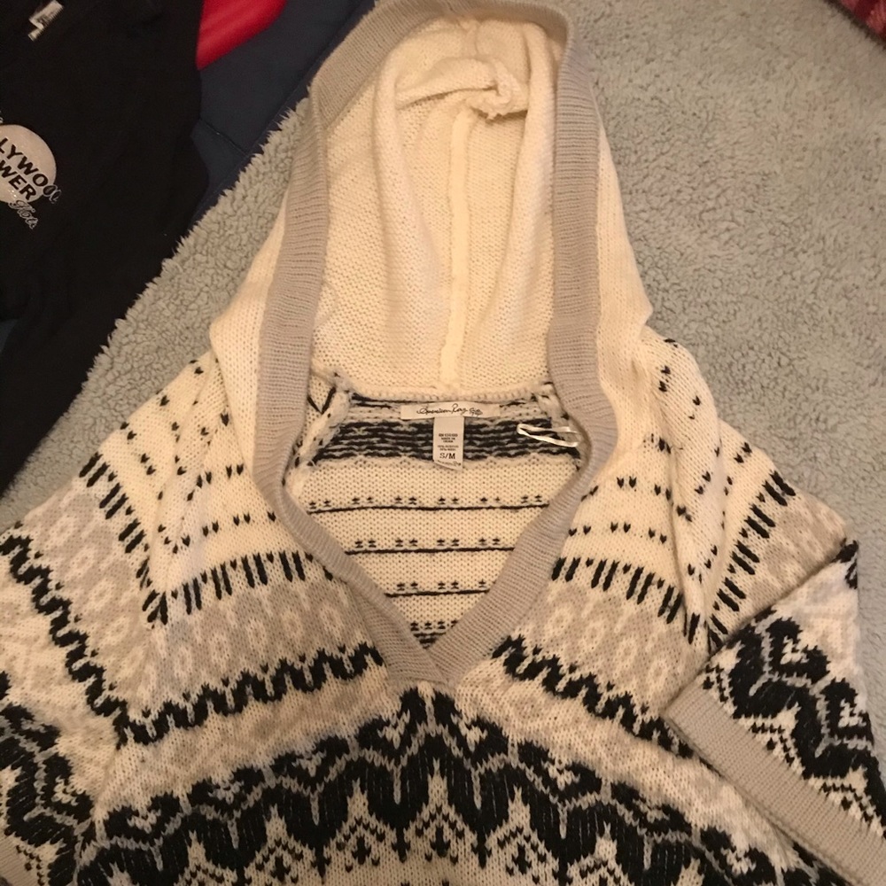 Poncho sweater